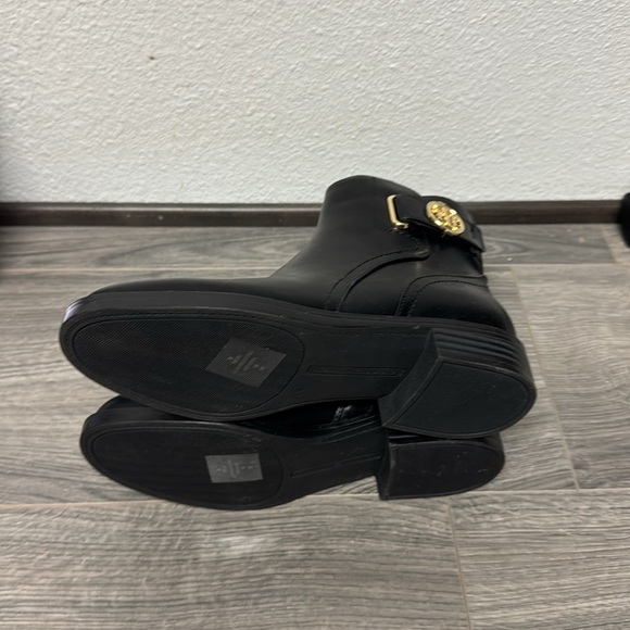 Tommy Hilfiger Women Twrezin 2 Zipper Ankle Boot - Picture 3 of 5